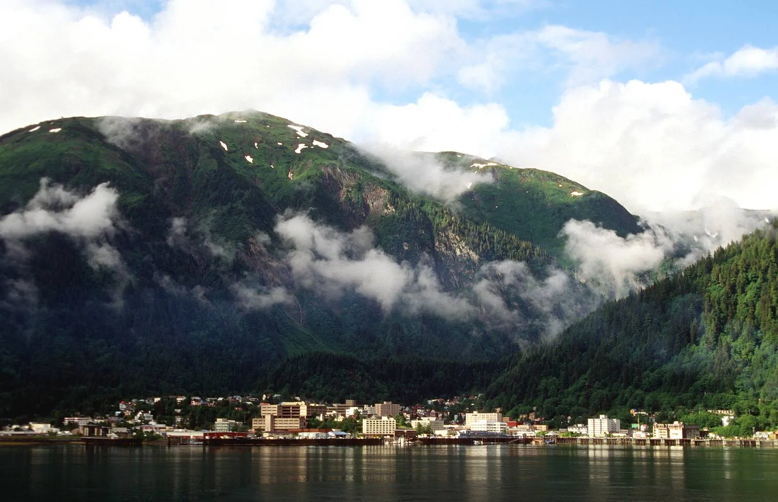 alaska bed and breakfast for sale